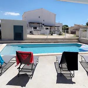  Hébergement de vacances Les Maisons Du Paty